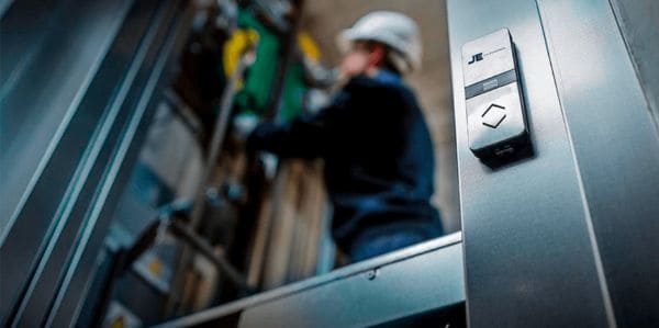 INSTRUÇÃO DE TRABALHO - MANUTENÇÃO DOS ELEVADORES DE PESSOAS - 2026